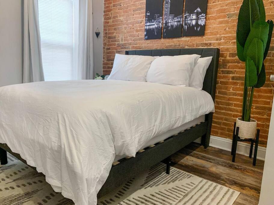 Cozy Modern Apt In The Heart Of Fells Point! Apartment Baltimore Bagian luar foto