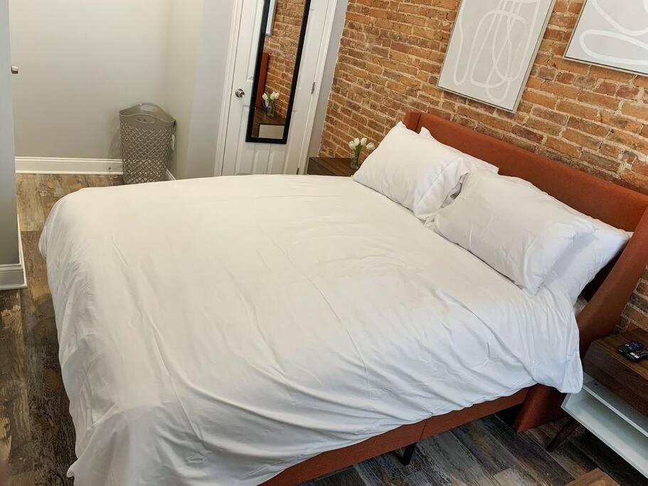 Cozy Modern Apt In The Heart Of Fells Point! Apartment Baltimore Bagian luar foto